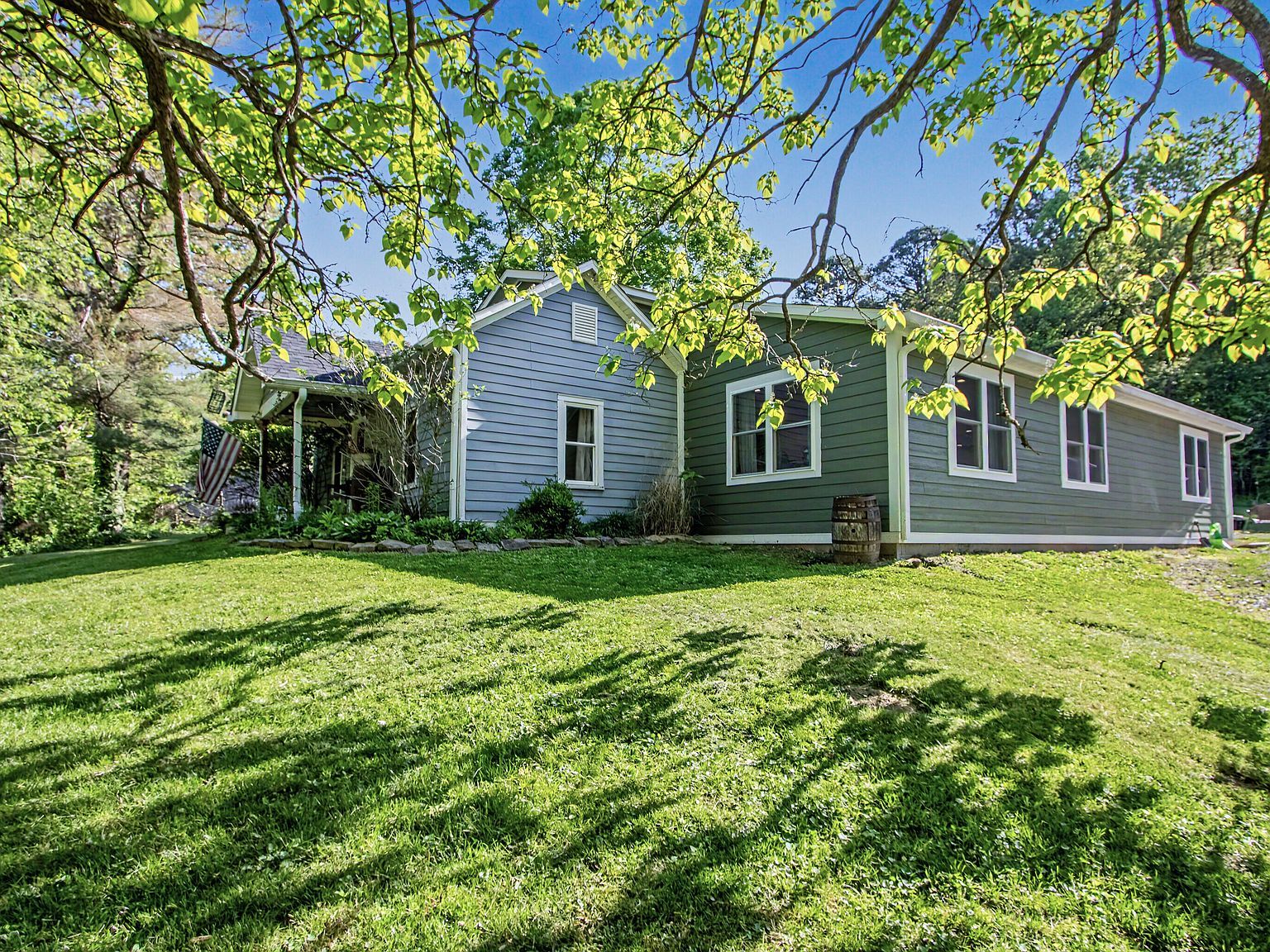 8563 N Lick Creek Rd Morgantown, IN 46160, 46160