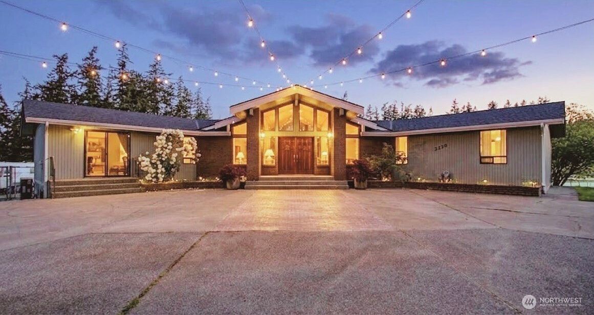 2259 Happy Valley Rd Oak Harbor, WA 98277, 98277