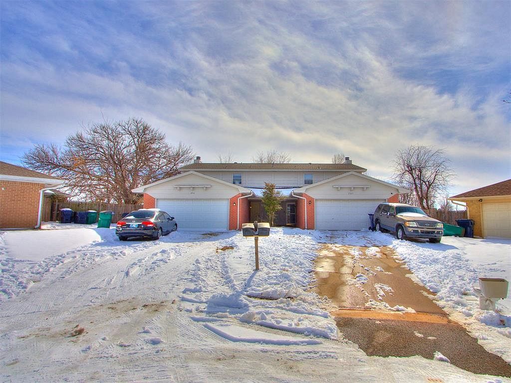 6916 Woodlake Dr Oklahoma City, OK 73132 - Thumbnail 2