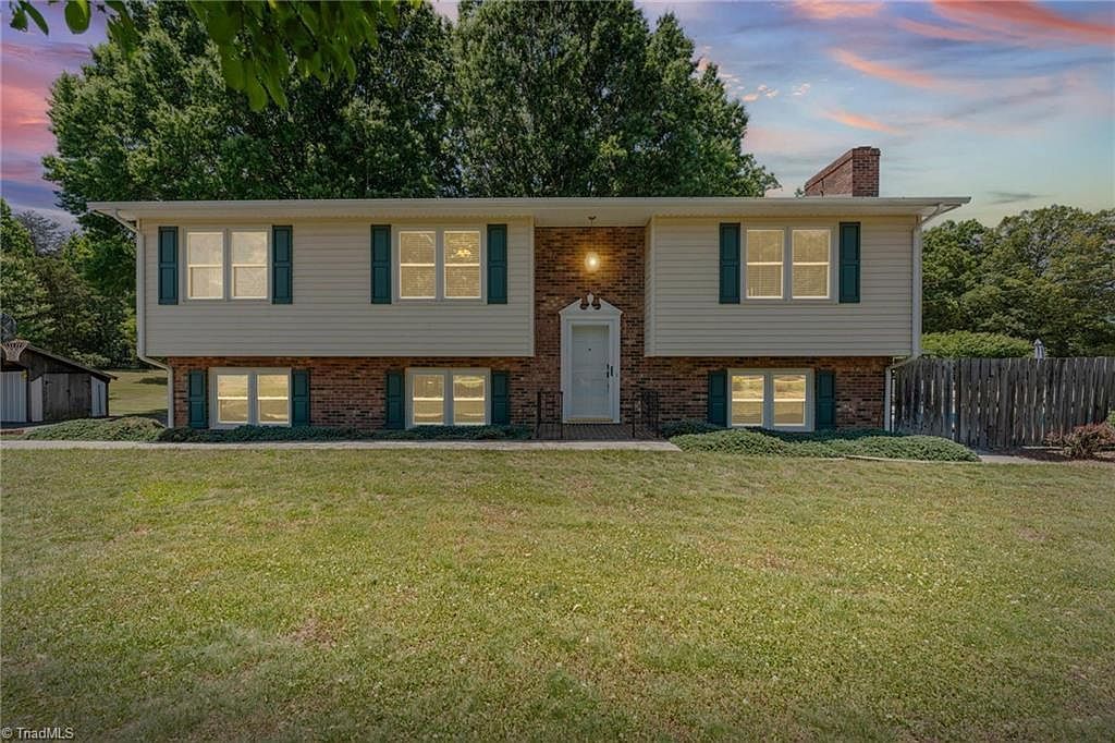 661 Liberty Church Rd Mocksville, NC 27028, 27028
