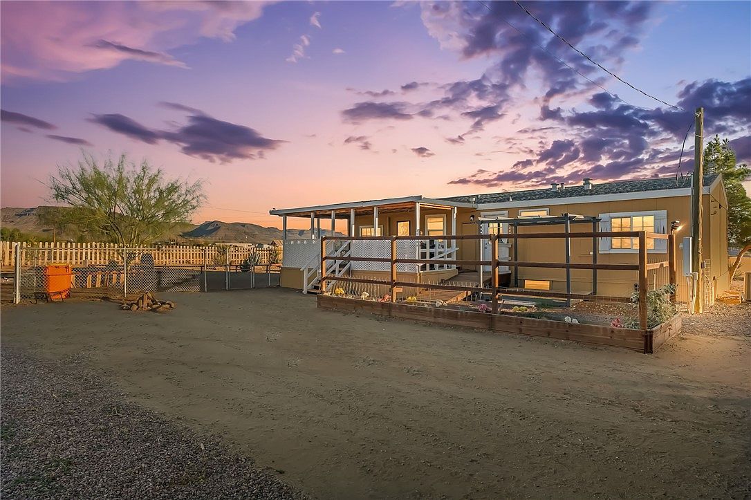 459 S Hano Rd Golden Valley, AZ 86413 - Thumbnail 2