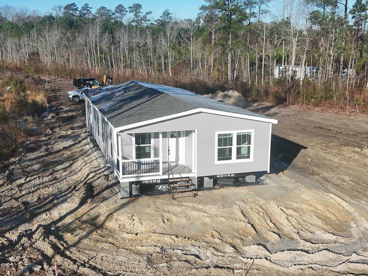 2016 Pint Cir Longs, SC 29568 - Thumbnail 2