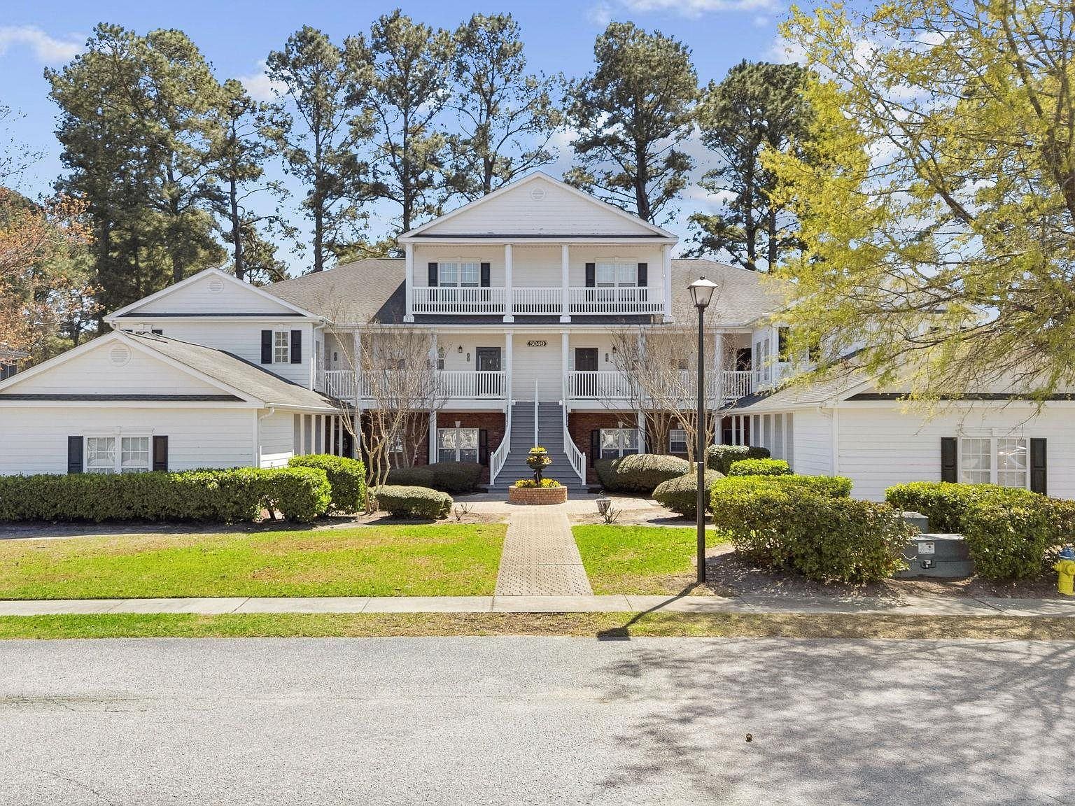 5049 Glenbrook Dr APT 204 Myrtle Beach, SC 29579  | Condominium