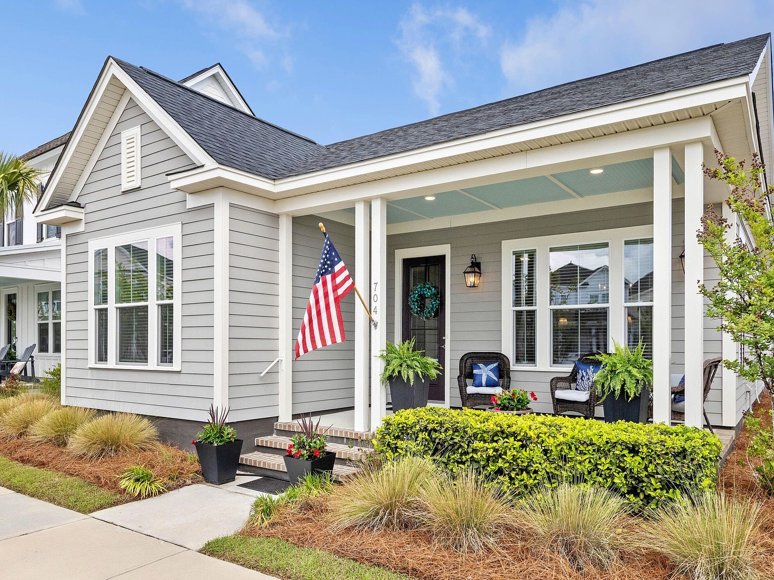 704 Triangle Ln Summerville, SC 29486  | Single Family