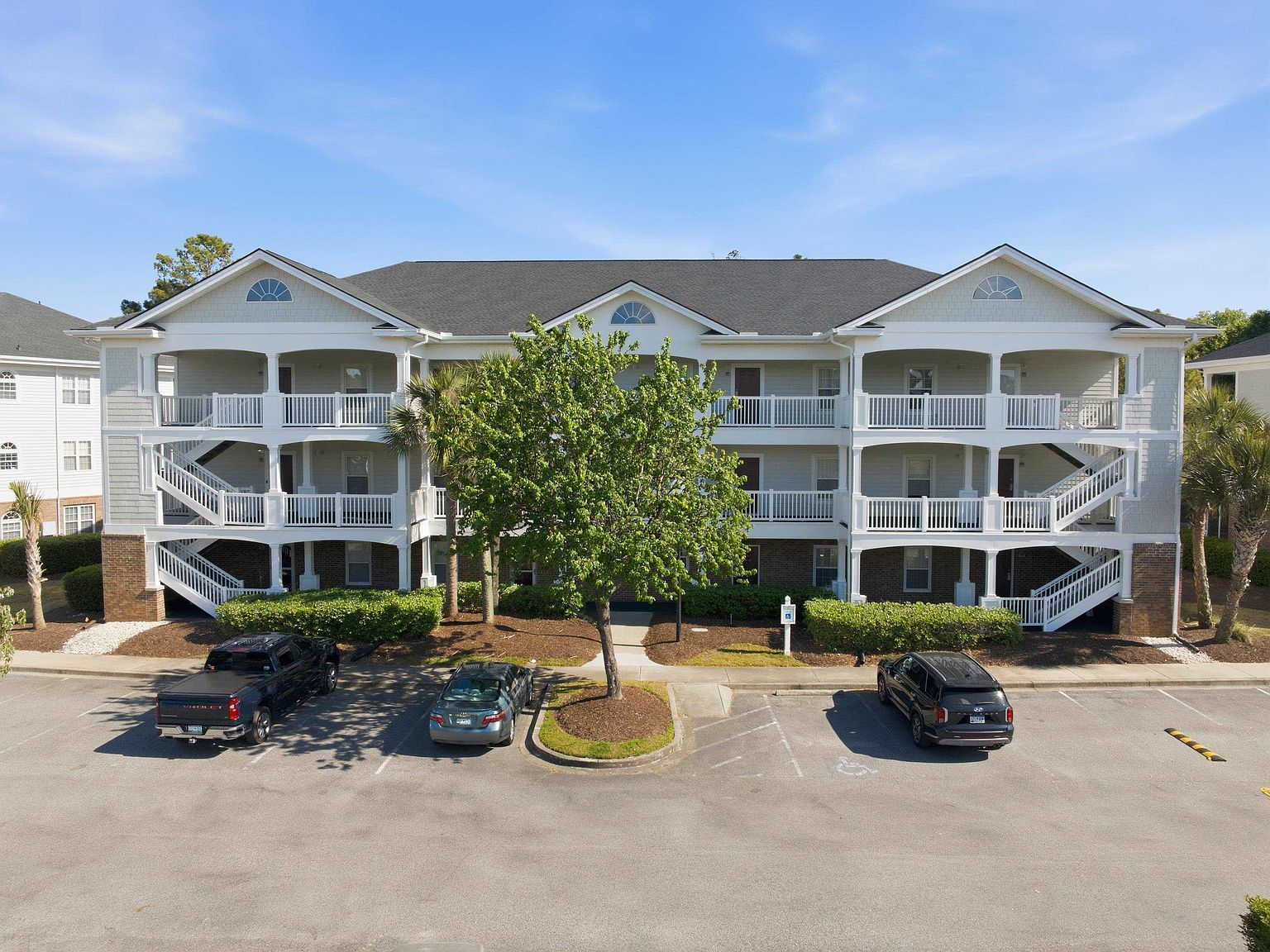 5751 Oyster Catcher Dr Unit 613 North Myrtle Beach, SC 29582  | Condominium