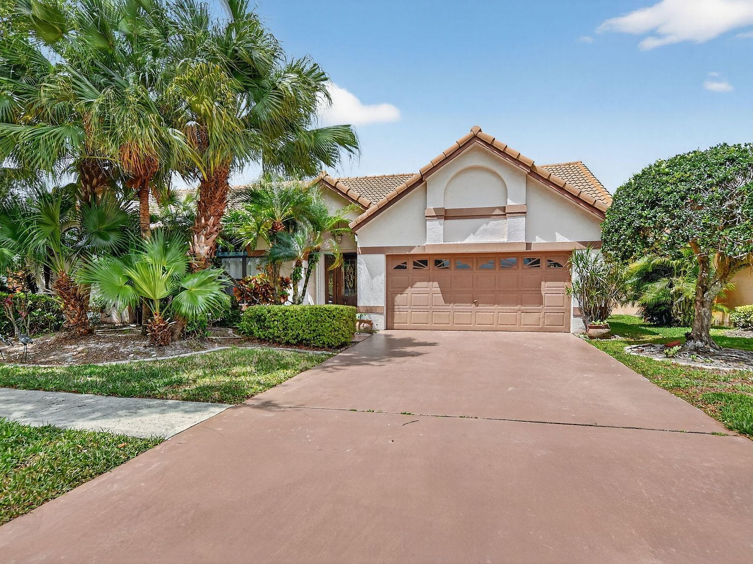 20174 Back 9 Dr Boca Raton, FL 33498, 33498