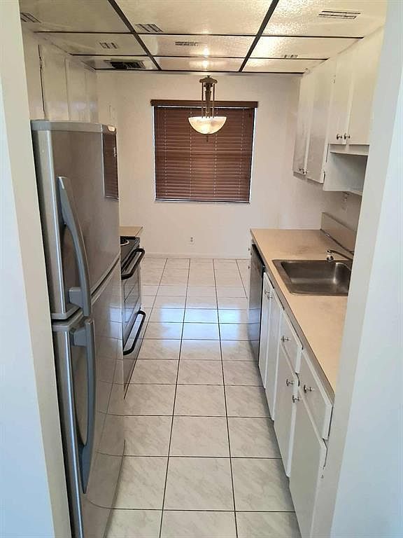 3301 NW 47th Ter APT 403 Lauderdale Lakes, FL 33319 - Thumbnail 2