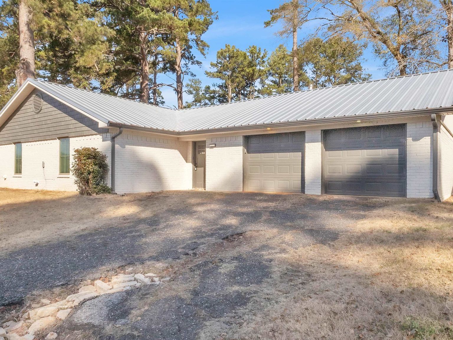 1315 E Fairmont St Longview, TX 75601 - Thumbnail 2