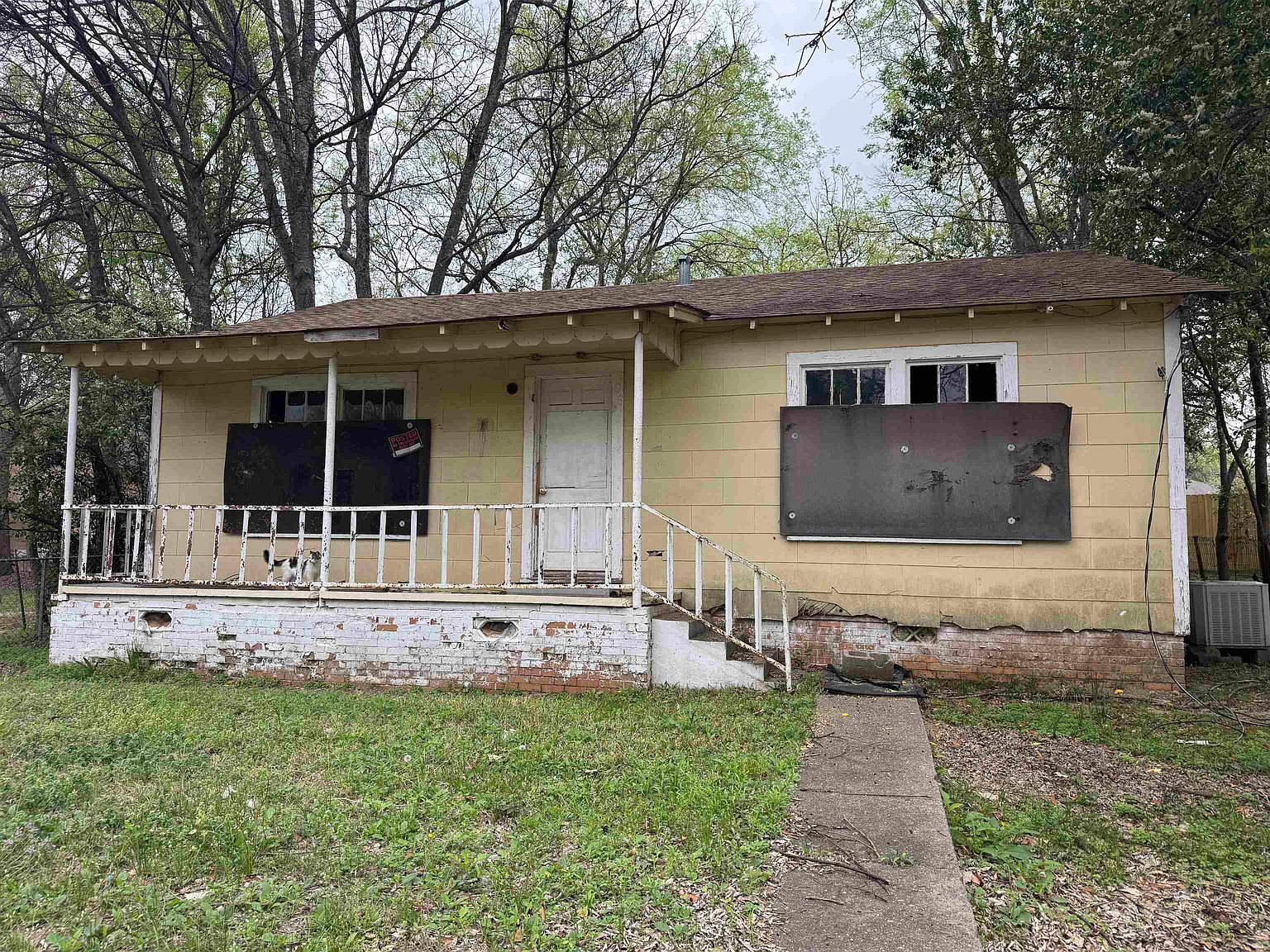 108 N Paul St Gladewater, TX 75647 - Thumbnail 2