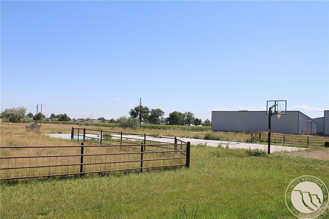 545 Pike Ct Billings, MT 59106 - Thumbnail 2