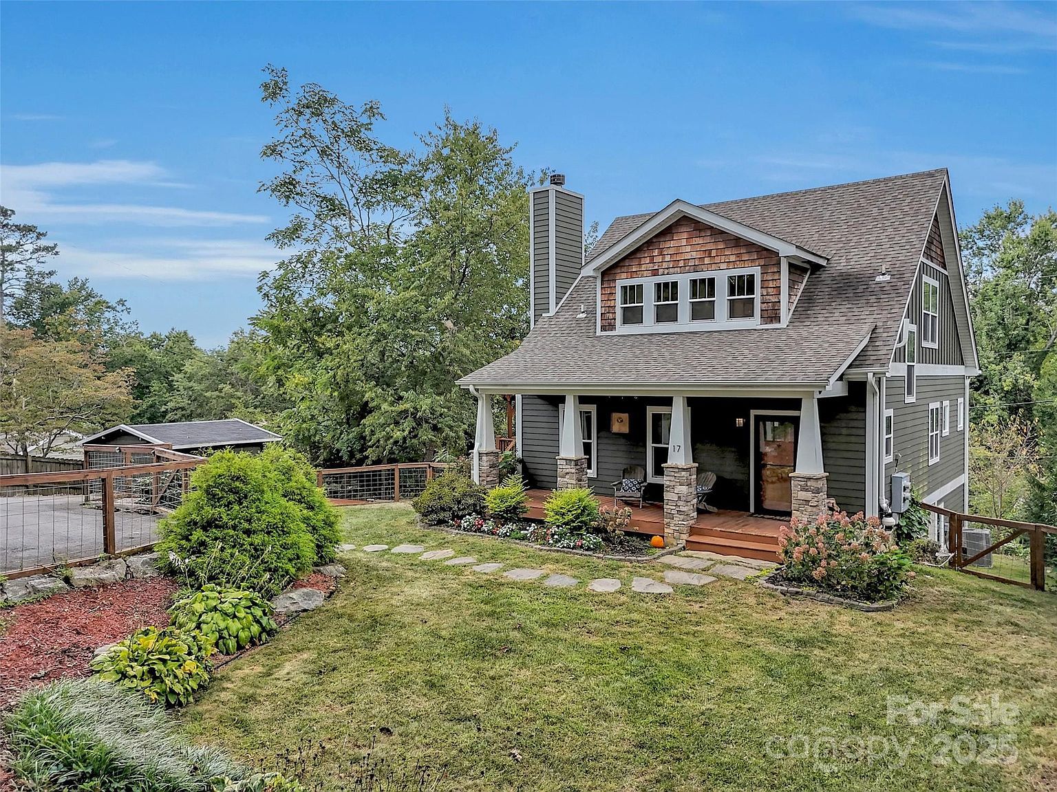 17 Elkmont Ter Asheville, NC 28804 - Thumbnail 2