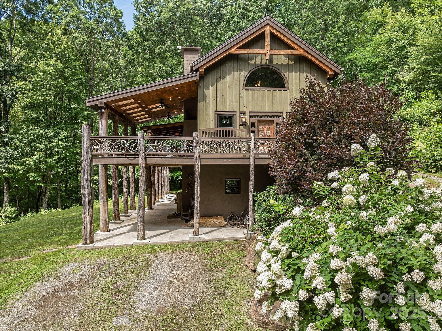 415 Shady Grove Rd Tuckasegee, NC 28783 - Thumbnail 2