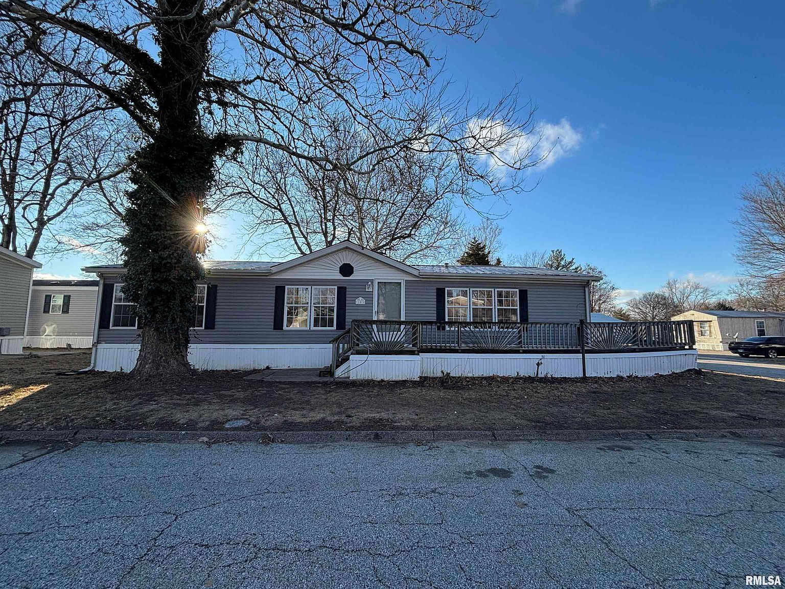 151 Pinewood Est Chillicothe, IL 61523 - Thumbnail 2