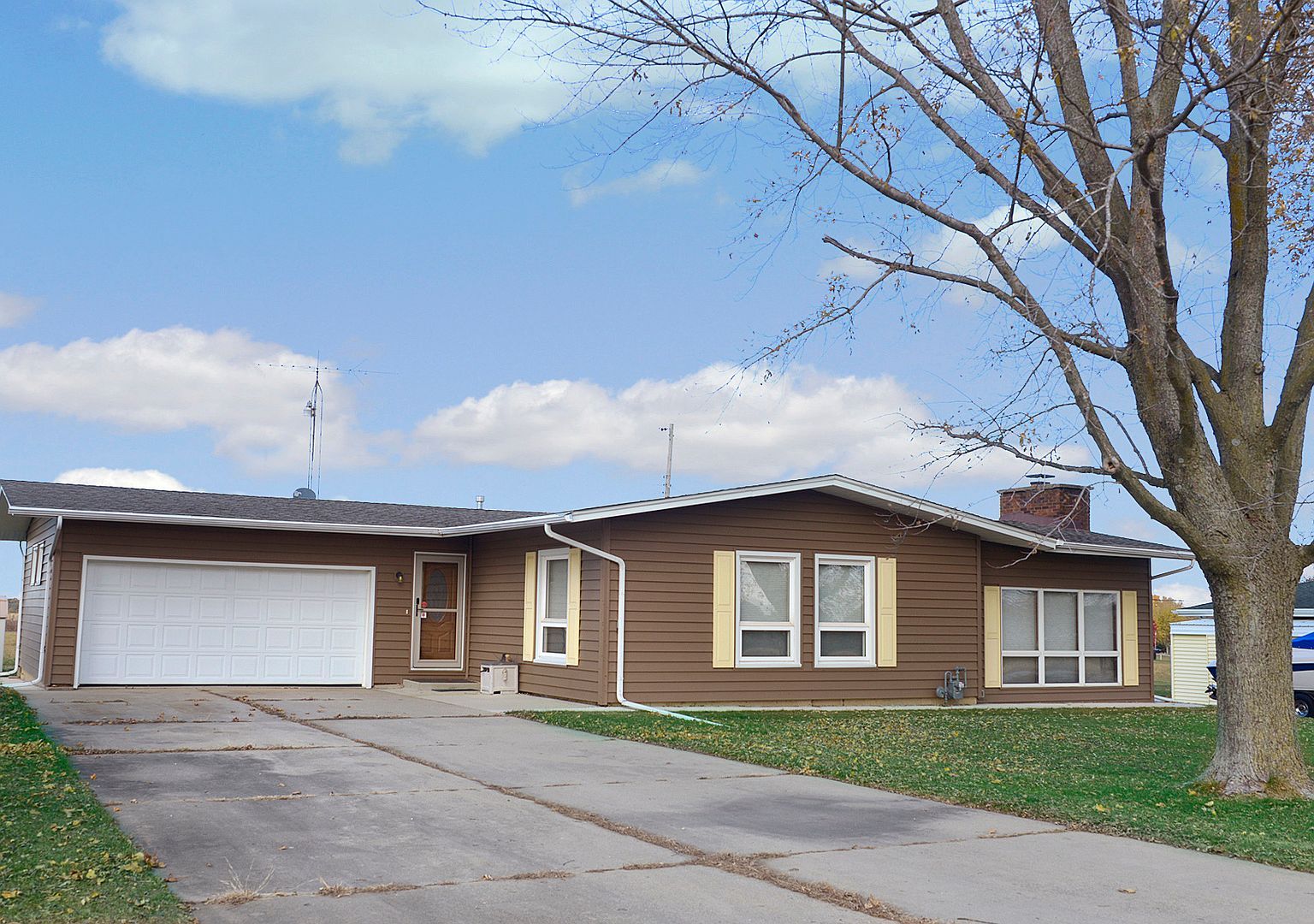 3757 N State Route 71 Sheridan, IL 60551 - Thumbnail 2