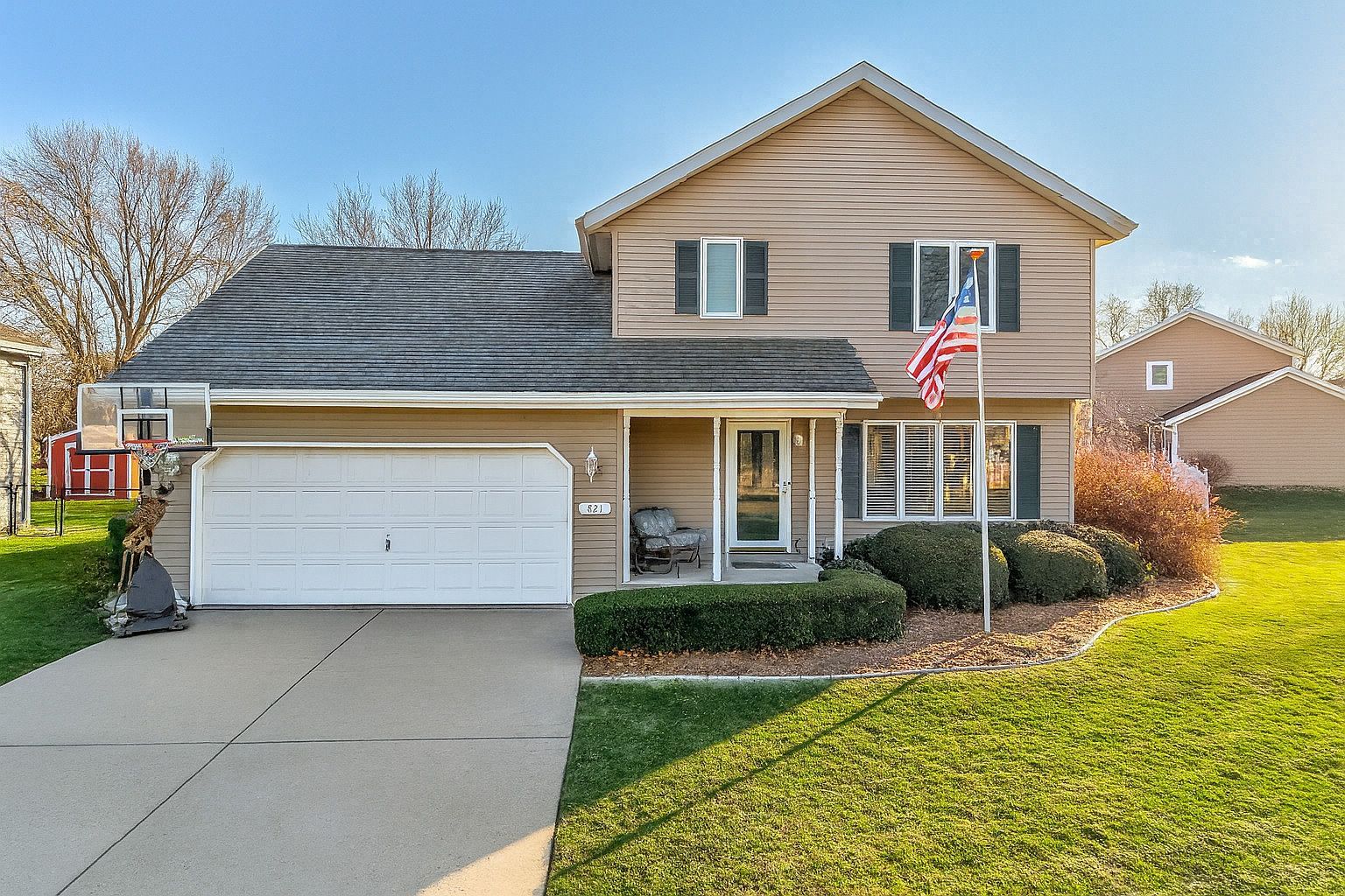 821 Thornberry Dr Ottawa, IL 61350 - Thumbnail 2