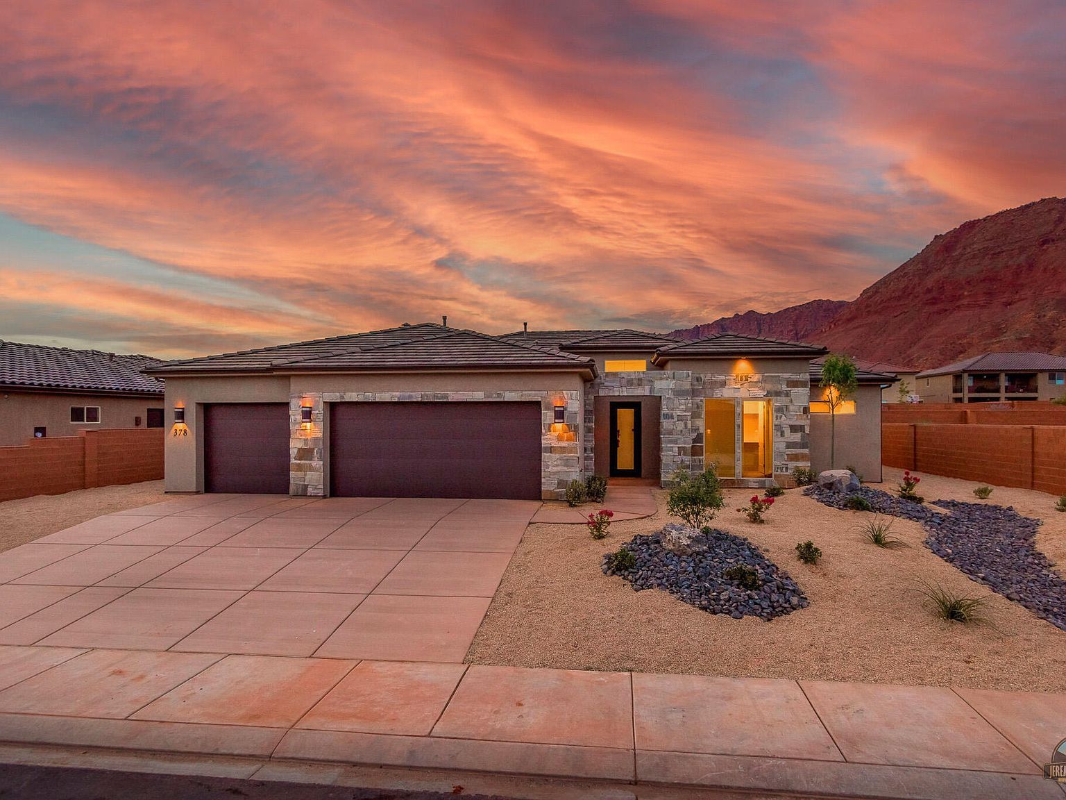 378 W Redstone Ct Ivins, UT 84738 - Thumbnail 2