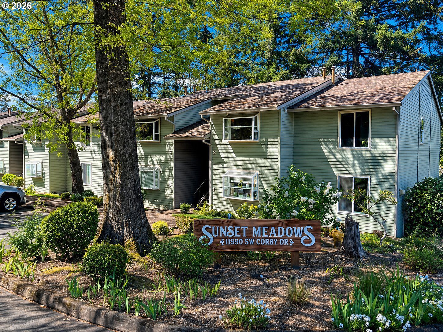 11990 SW Corby Dr APT 2 Portland, OR 97225, 97225