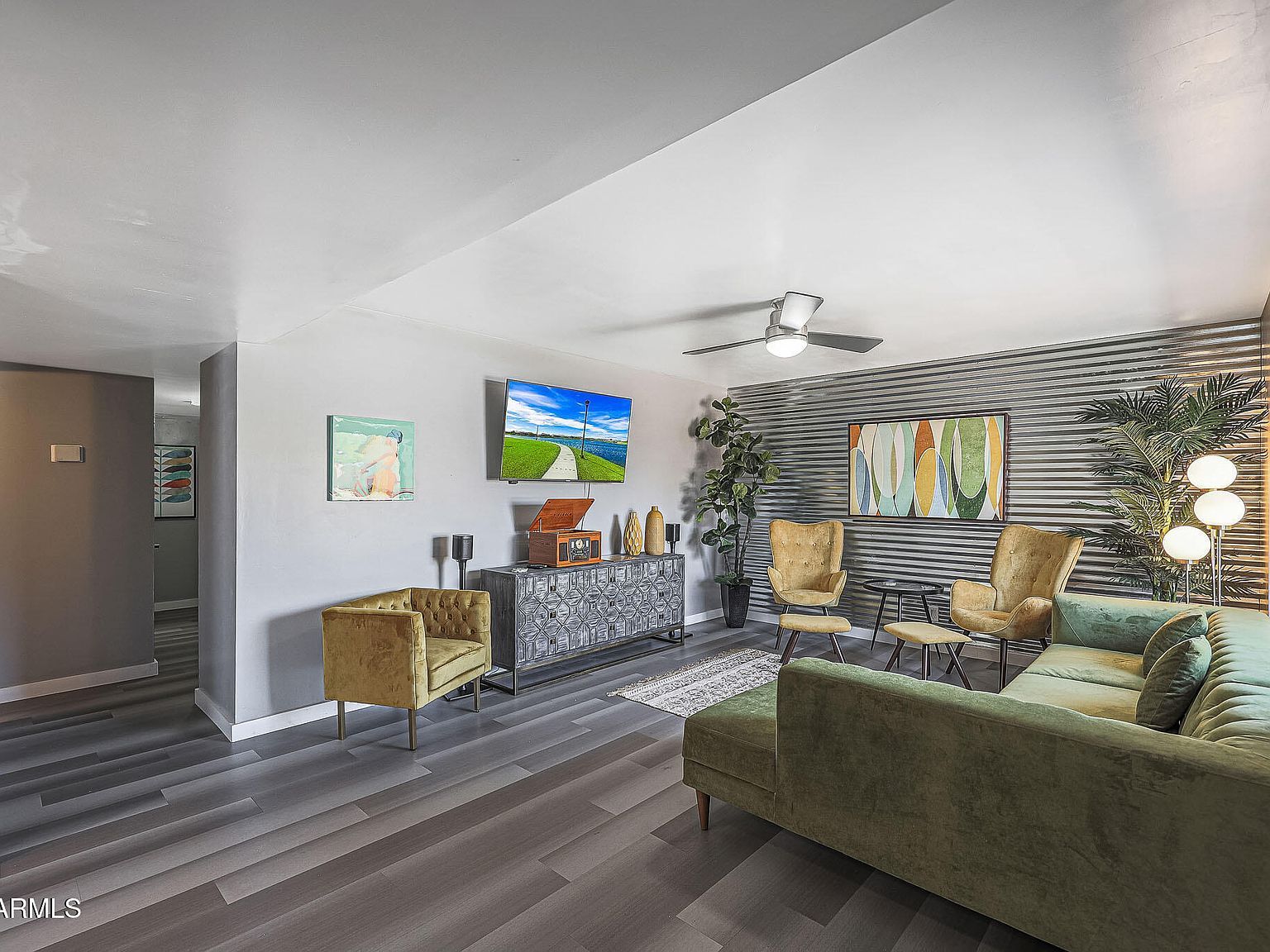 2201 E Marilyn Rd Phoenix, AZ 85022 - Thumbnail 2