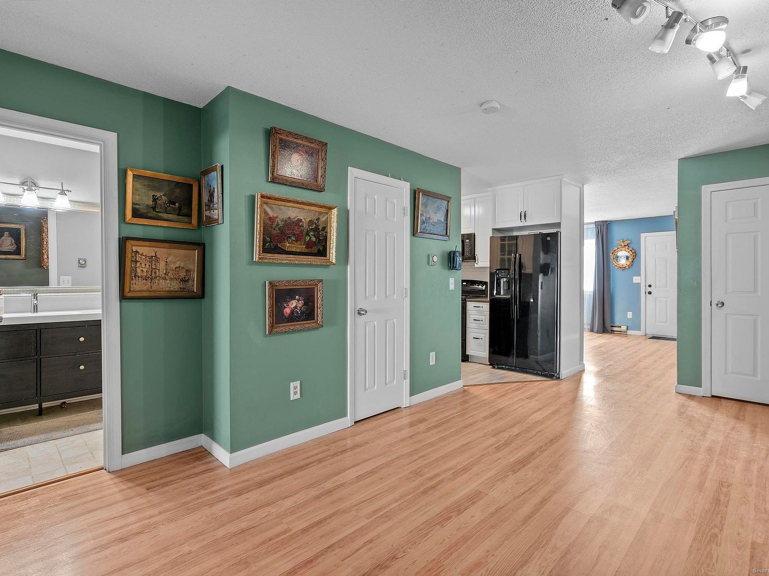 35 Ruth St APT 45 Bristol, CT 06010 - Thumbnail 2