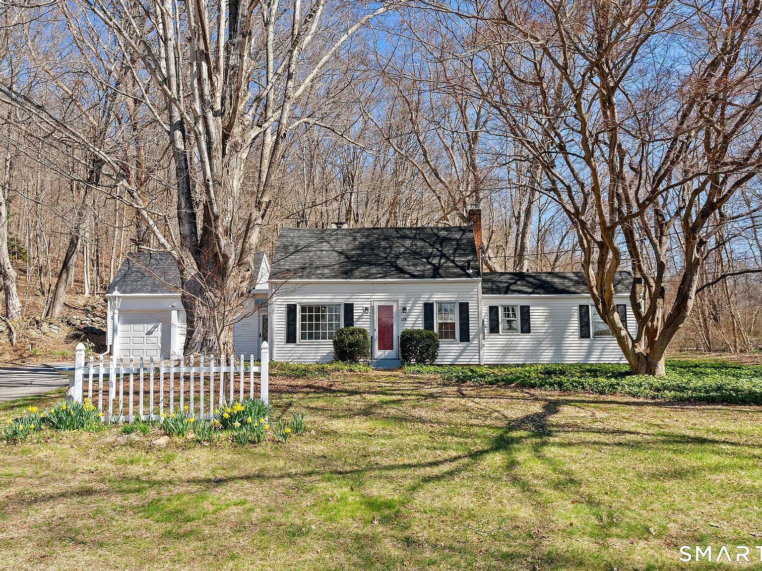 128 Machine Shop Hill Rd South Windham, CT 06266  | Single Family