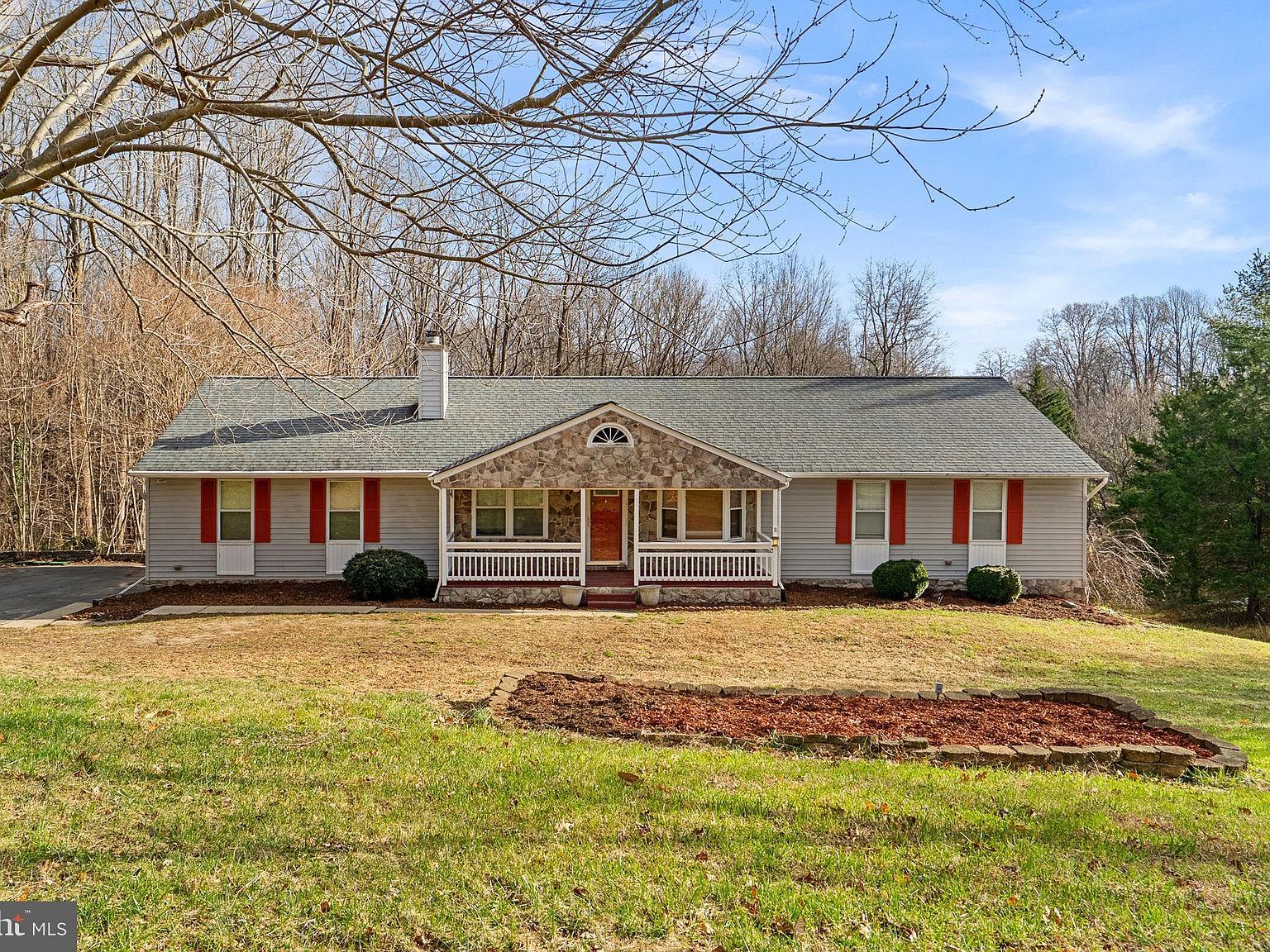 8261 Frances Ln Owings, MD 20736 - Thumbnail 2