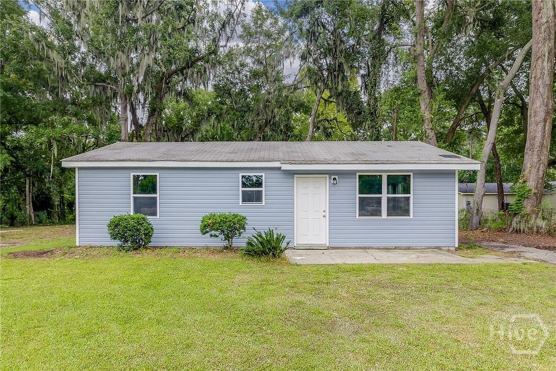 506 E Montgomery Cross Rd Savannah, GA 31406 - Thumbnail 2