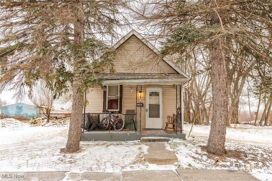 1425 5th St NE Canton, OH 44704 - Thumbnail 2