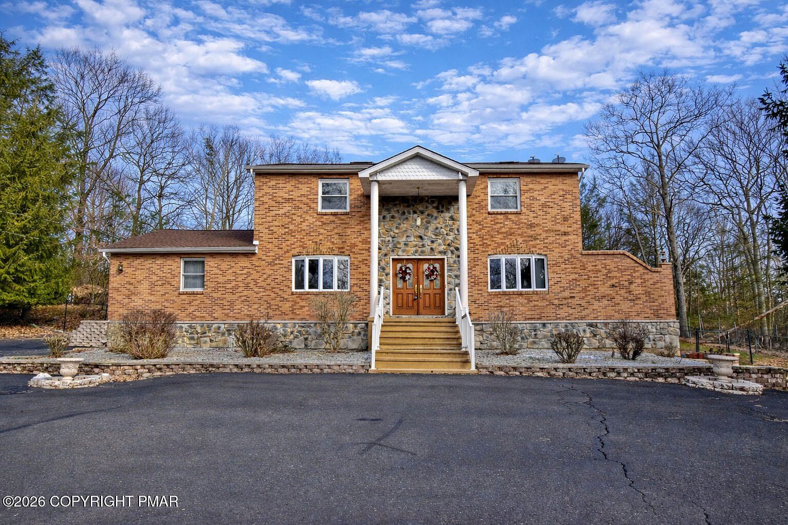 214 Sunrise Loop Henryville, PA 18332  | Single Family