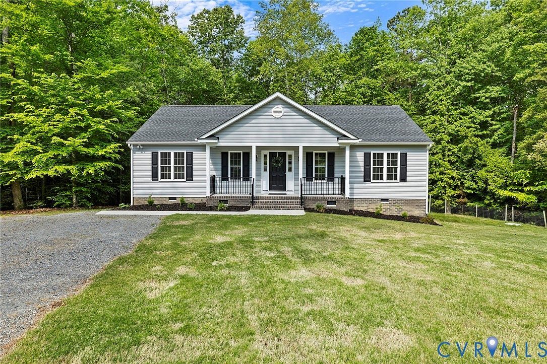 122 Pine Haven Rd Aylett, VA 23009  | Single Family
