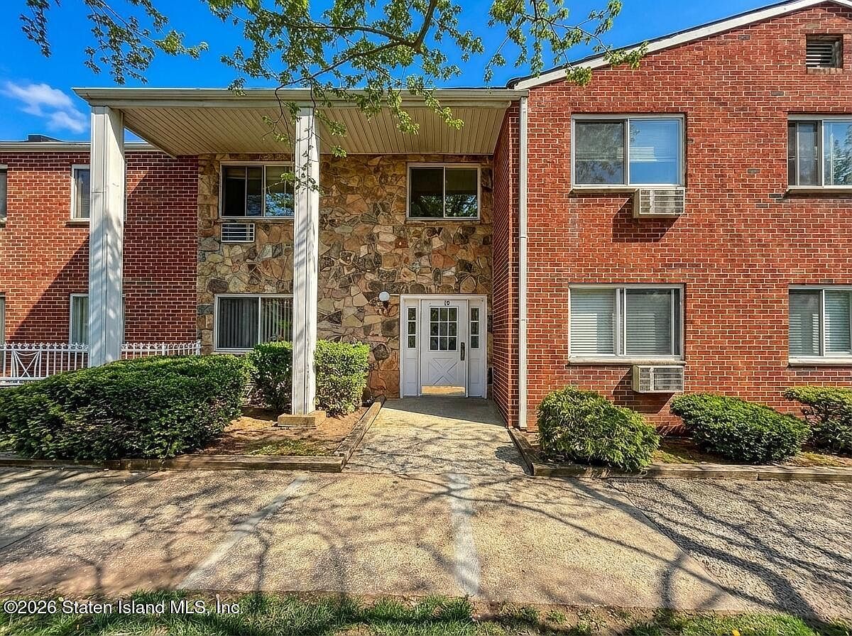 19 Gadsen Pl APT 2G Staten Island, NY 10314  | Condominium