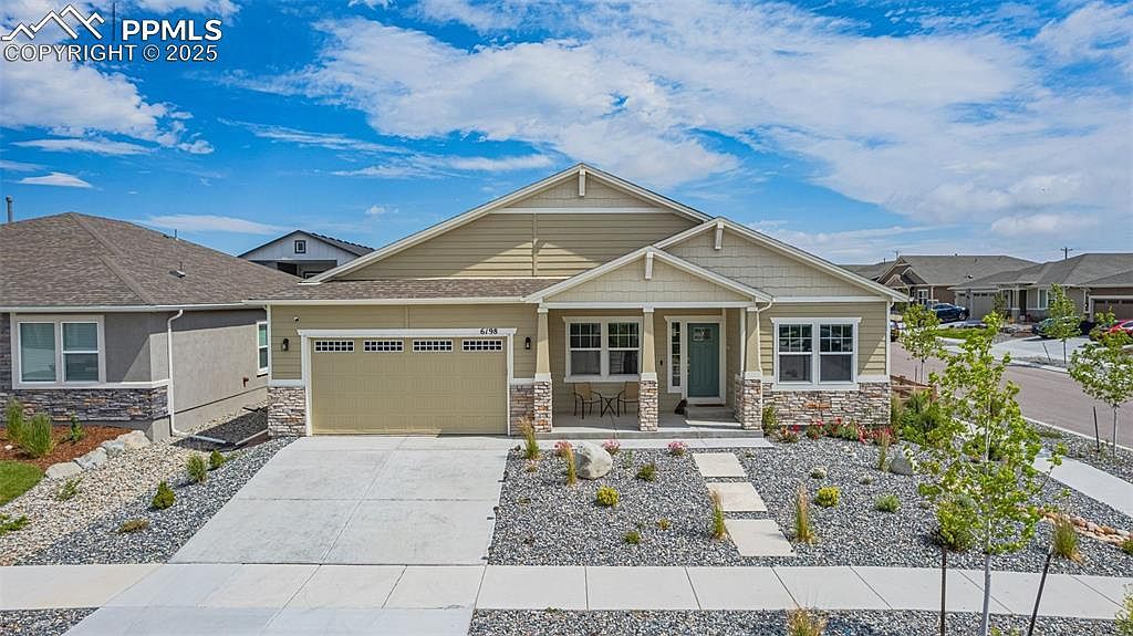 6198 Harmonica Arch Dr Colorado Springs, CO 80924 - Thumbnail 2