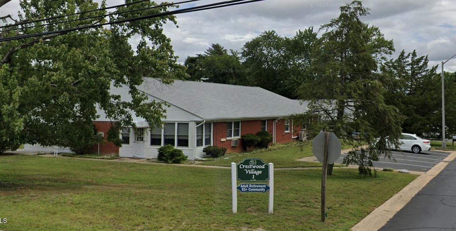 106 Hope Rd #C Manchester Township, NJ 08759 - Thumbnail 2