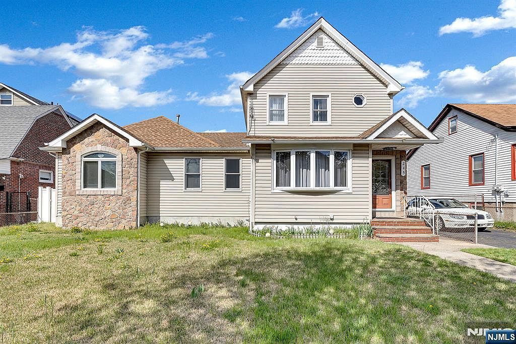 245 Kingsland Ave Lyndhurst, NJ 07071  | Single Family