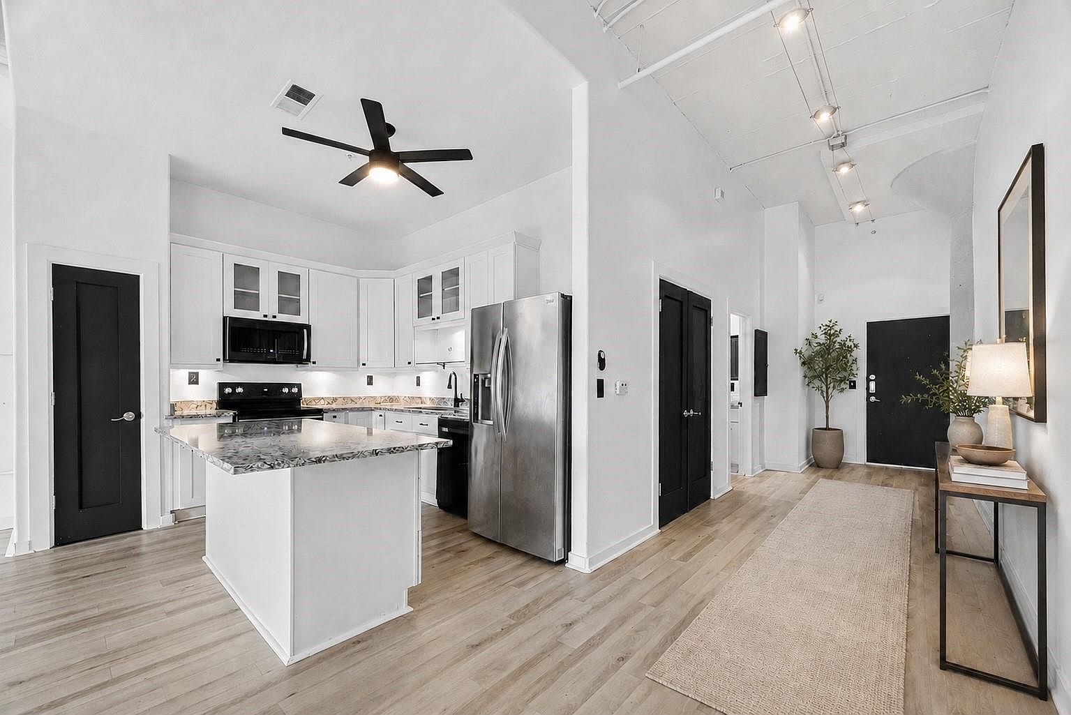 2205 McKinney St APT 315 Houston, TX 77003, 77003