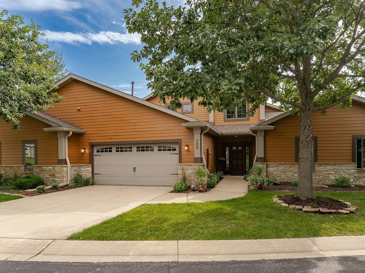 700 Panorama Cir NW Rochester, MN 55901 - Thumbnail 2