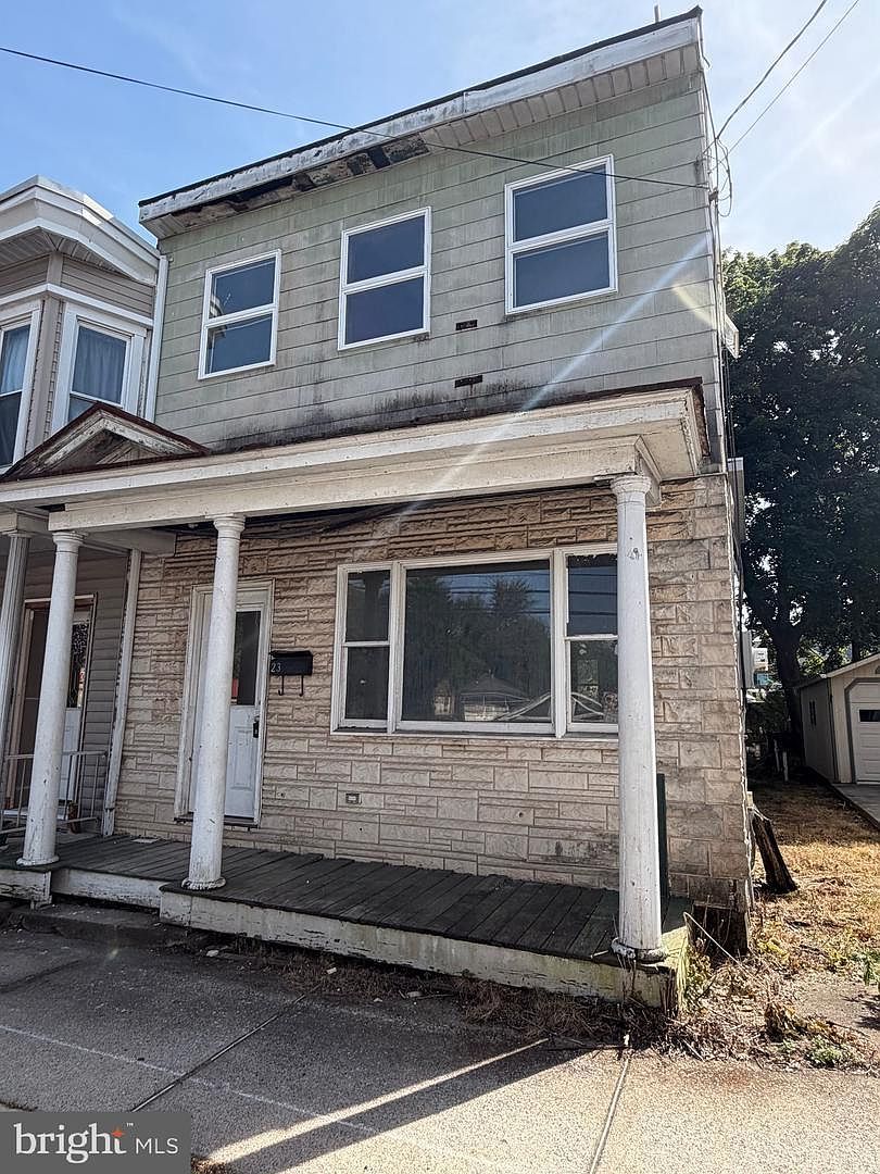 23 S Spring St Tremont, PA 17981, 17981