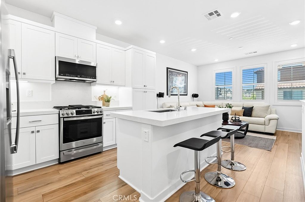 112 Juniper Dr Rancho Mission Viejo, CA 92694 - Thumbnail 2