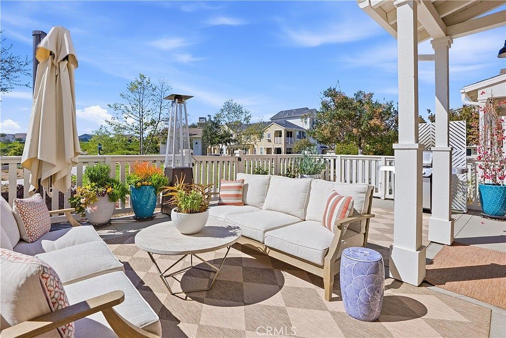 175 Patria Mission Viejo, CA 92694  | Condominium