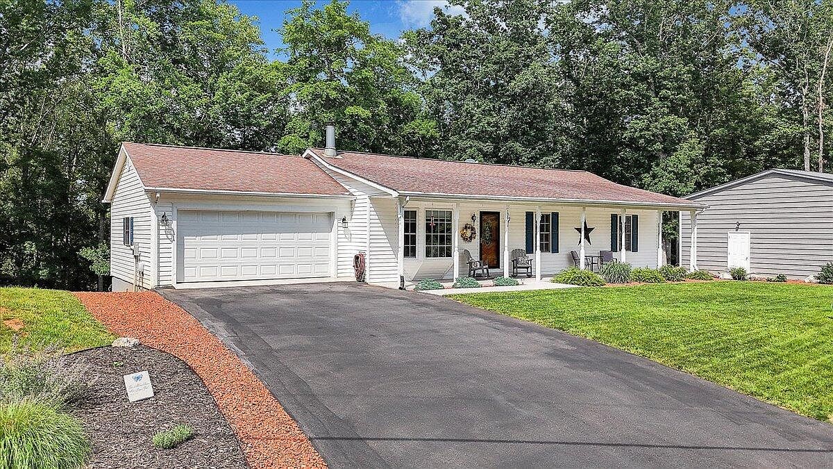 139 Lynville Dr Hardy, VA 24101 - Thumbnail 2