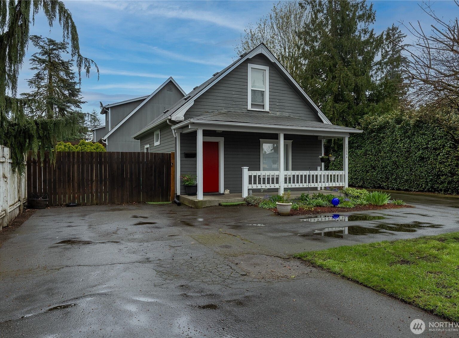 1088 Beach Ave Suite A Marysville, WA 98270  | Condominium