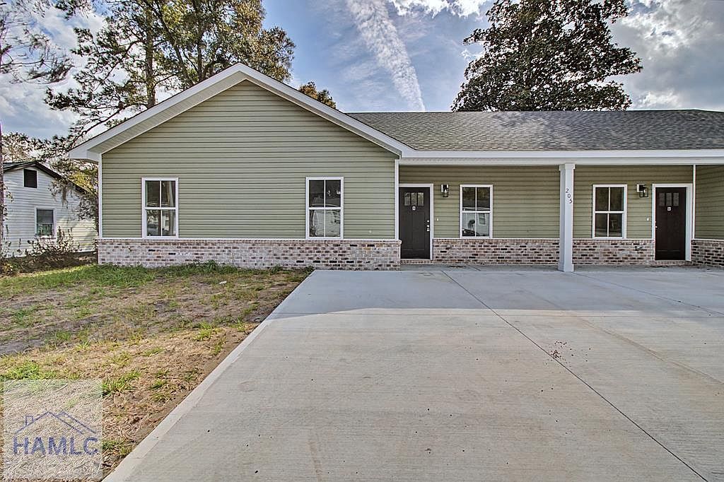205 Bagley Ave #A/b Hinesville, GA 31313 - Thumbnail 2