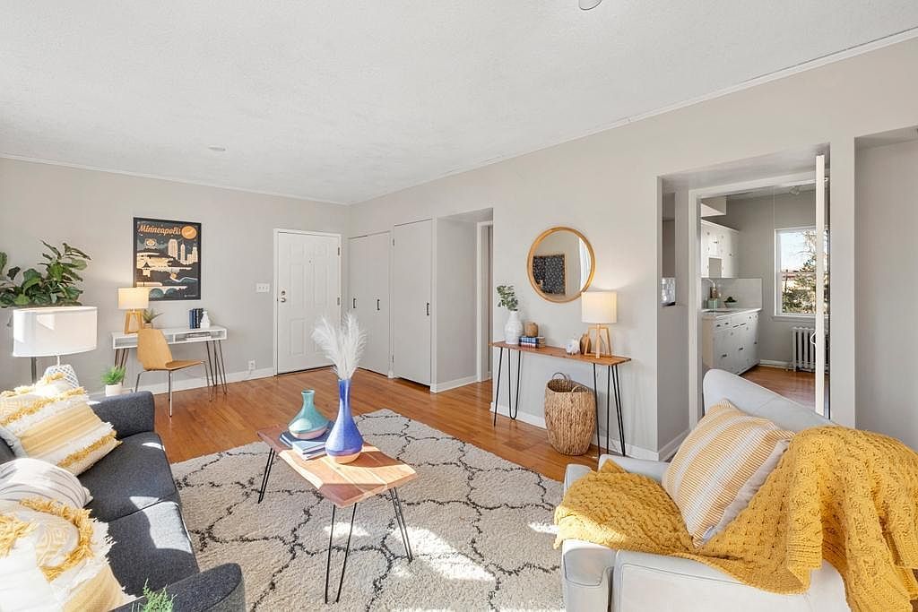 3126 W Bde Maka Ska Blvd APT 411 Minneapolis, MN 55416, 55416