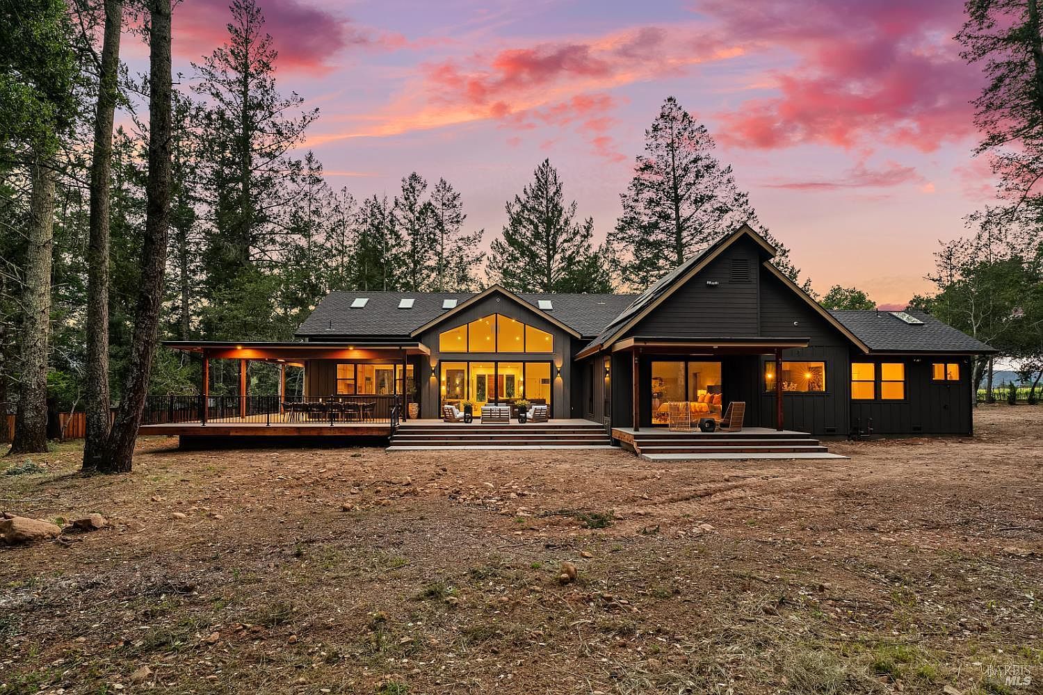 554 Shady Acres Ln Santa Rosa, CA 95409  | Single Family