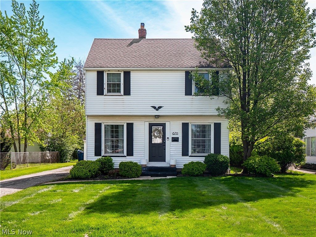 6711 Parma Park Blvd Parma Heights, OH 44130  | Single Family