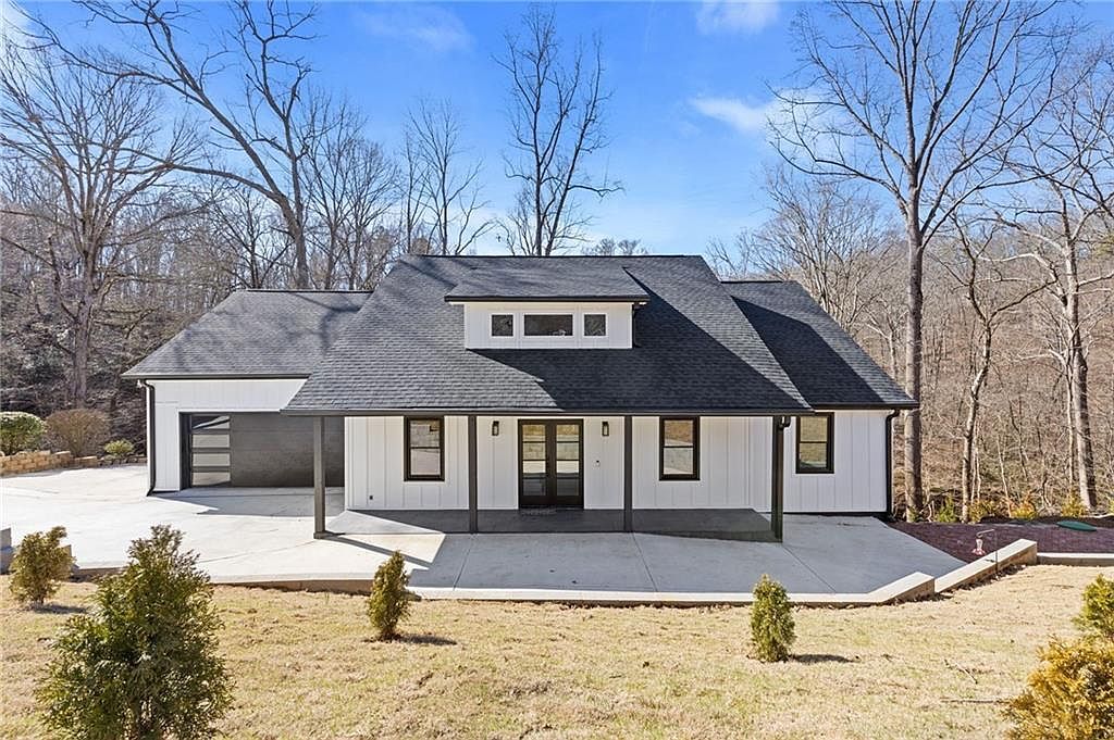 4732 Walnut Bend Dr Gainesville, GA 30507 - Thumbnail 2