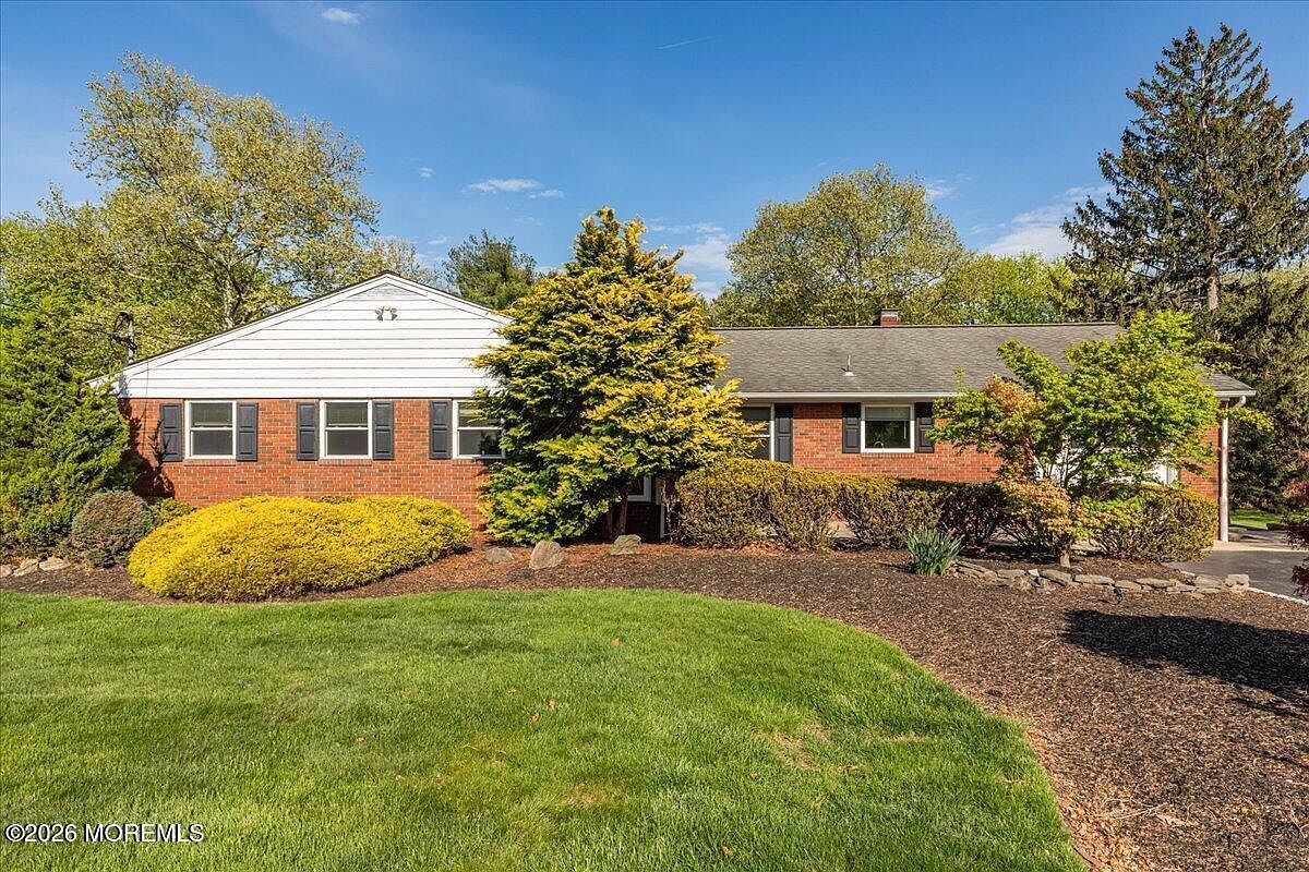 29 Centerville Rd Holmdel, NJ 07733  | Single Family