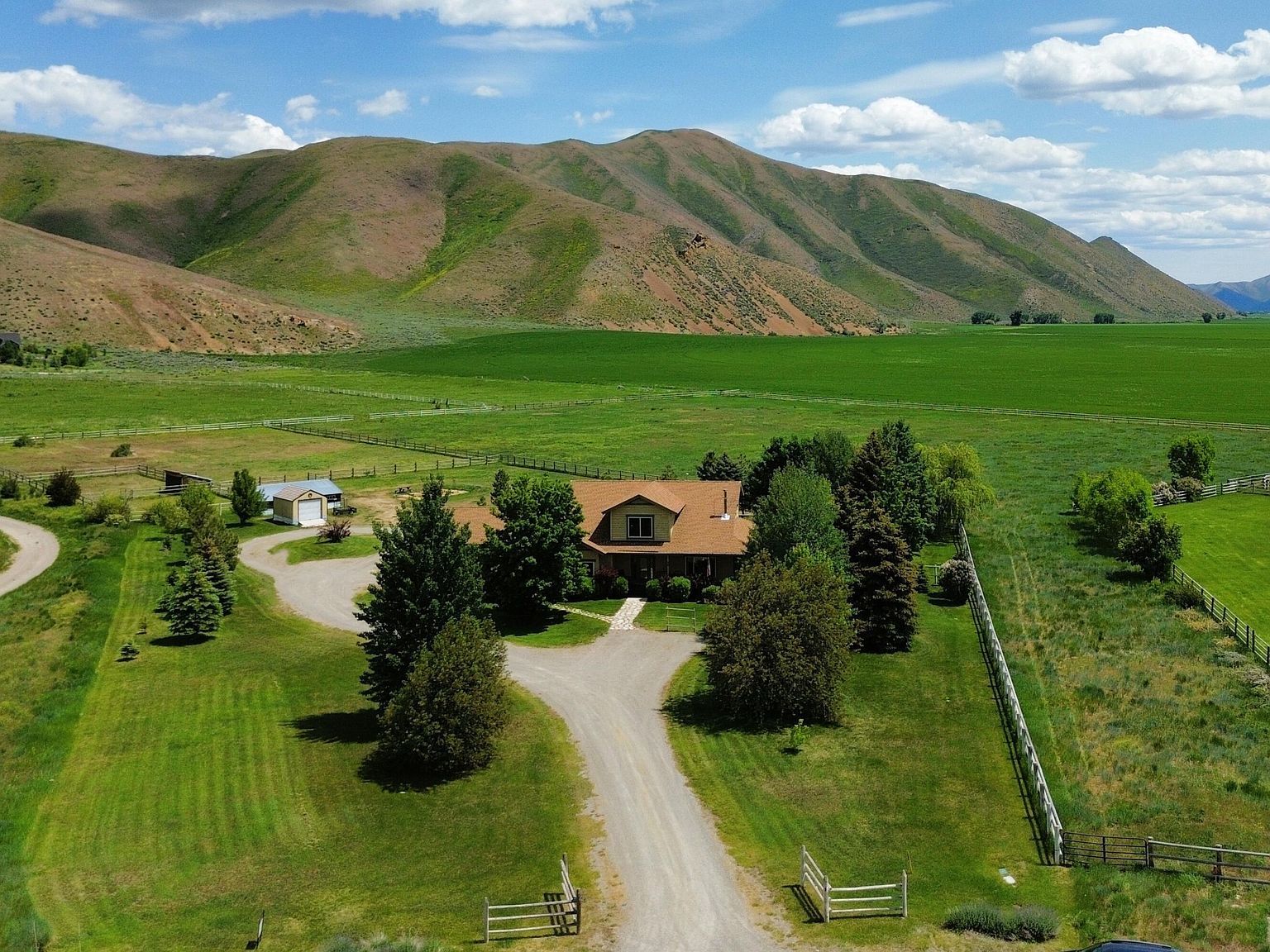 70 Tyler Dr Bellevue, ID 83313 - Thumbnail 2