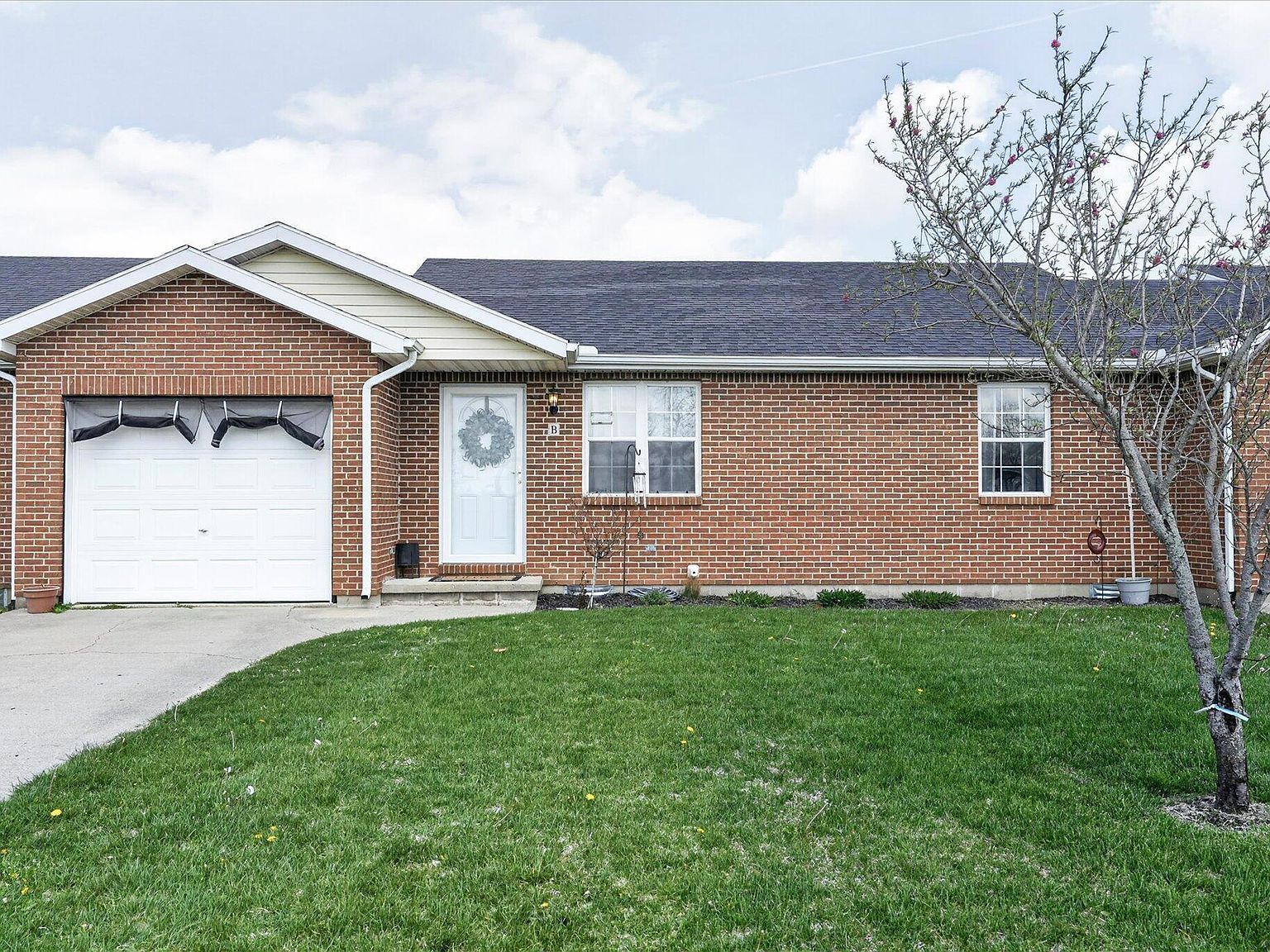 5879 Farmers Rd #B Martinsville, OH 45146  | Condominium