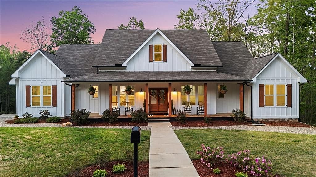 7 Moss Creek Dr Rome, GA 30161  | Single Family