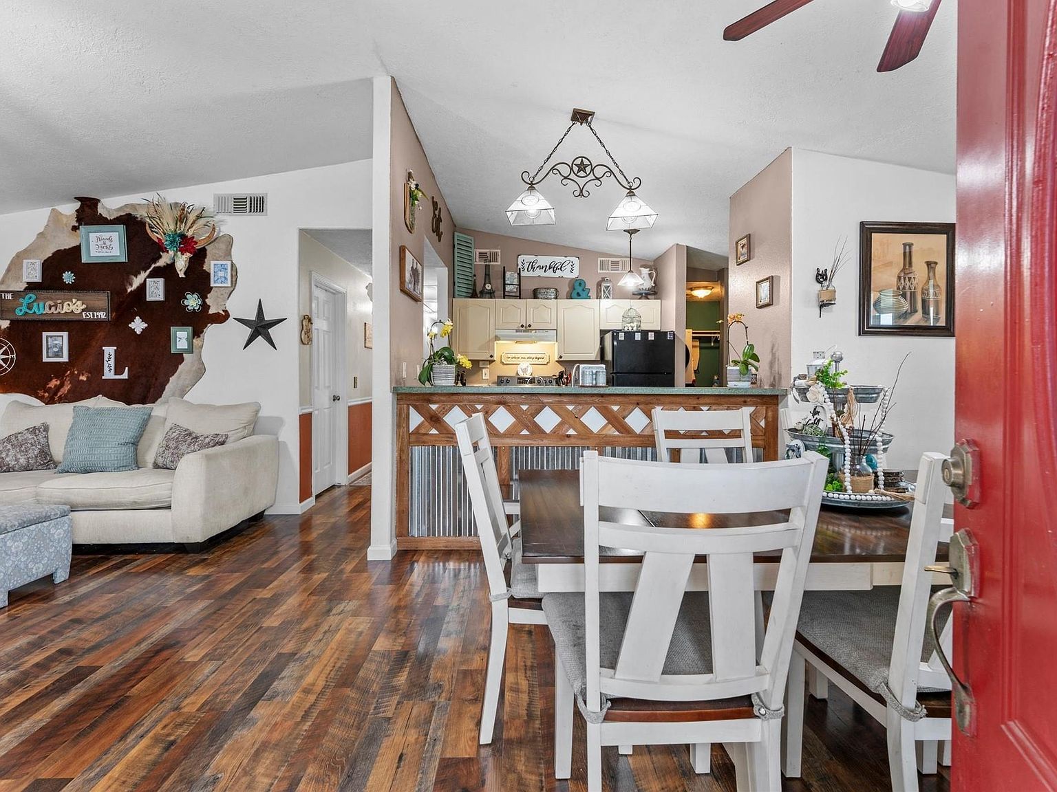 2527 Turner Dr Houston, TX 77093 - Thumbnail 2